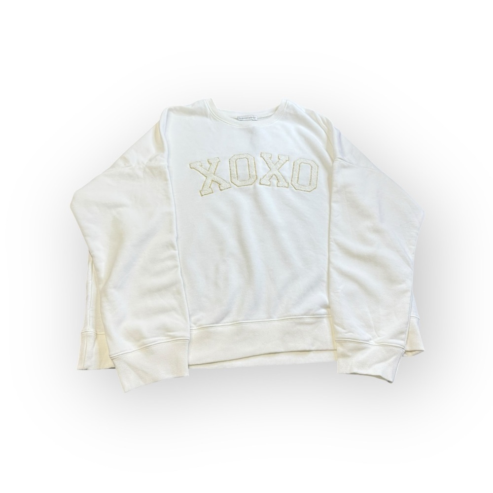 🤍 CUPCAKES AND CASHMERE | “XOXO” Cream Crewneck Sweatshirt NWT